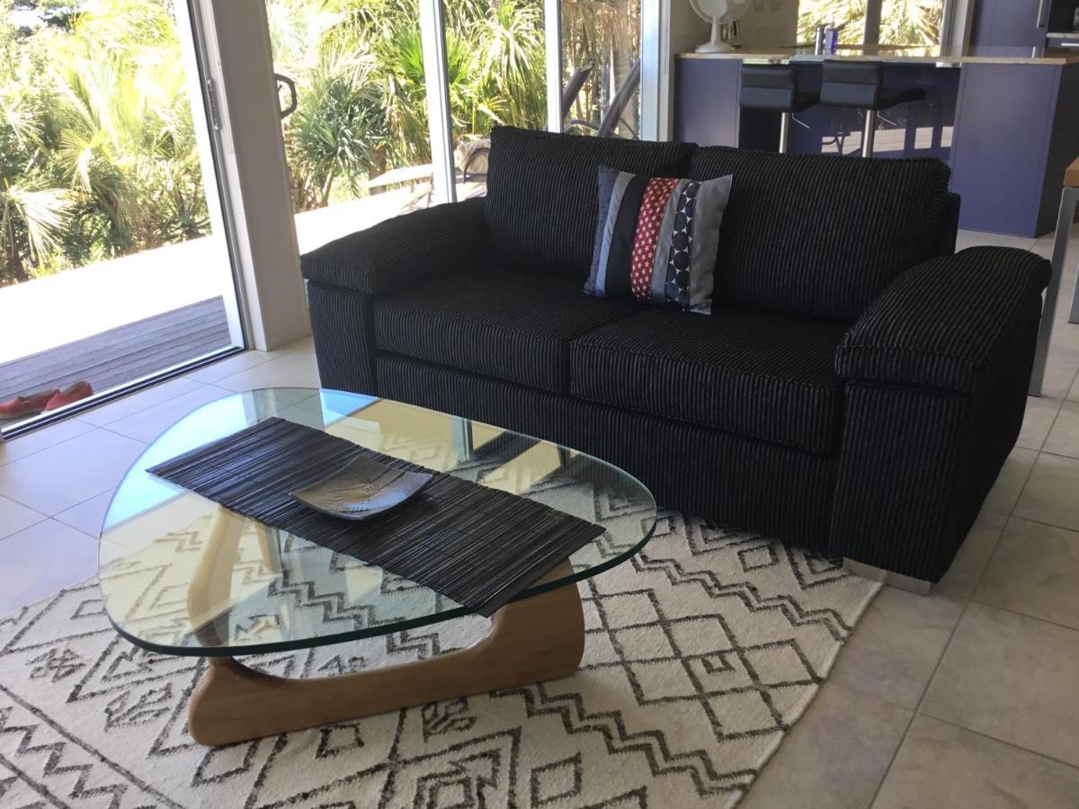Nikau Apartments Waiheke Island Onetangi Екстериор снимка