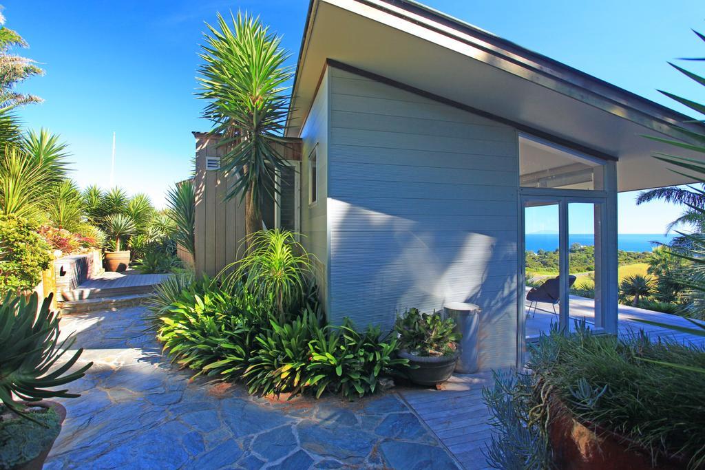 Nikau Apartments Waiheke Island Onetangi Екстериор снимка